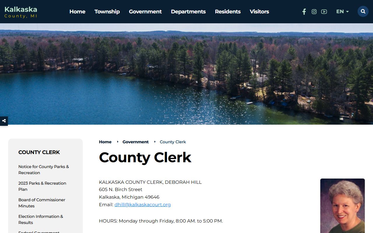 Kalkaska County Clerk page with court records office hours and address